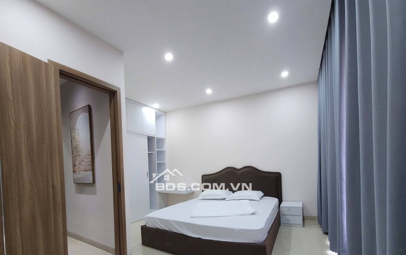 Bán LK Cọ Xanh, OCP2, DT 63M,có sổ đỏ, 5 tầng thang máy, vỉa hè rộng,oto đỗ cửa.có
