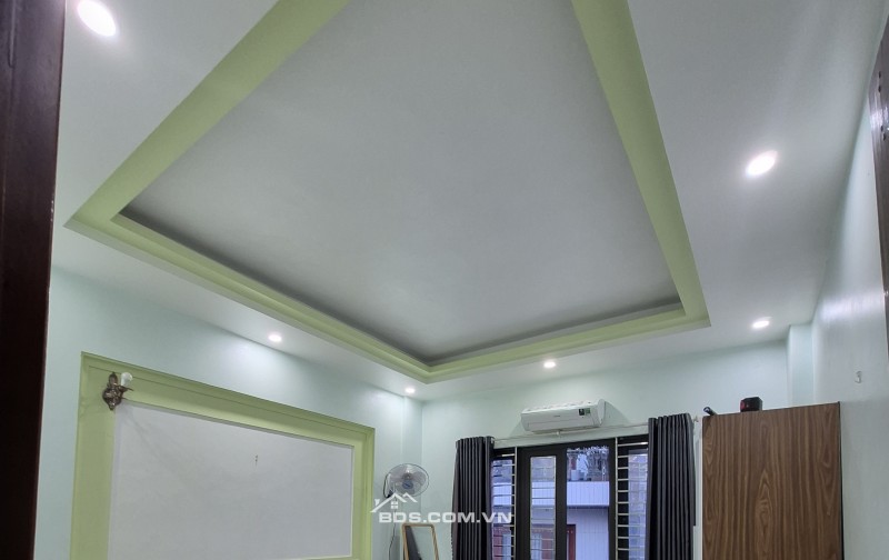 BÁN NHÀ 3.45 TỶ 3.5 TẦNG 54M2 CÓ GARA Ô TÔ ĐƯỜNG NHÁNH GIỮA KHU BÃI VƯỢT