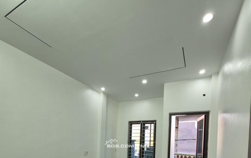 BÁN NHÀ ĐẸP 2.05 TỶ 3 TẦNG 50M2 ( TÂY BẮC ) NGÕ RỘNG TRẦN HUY LIỆU