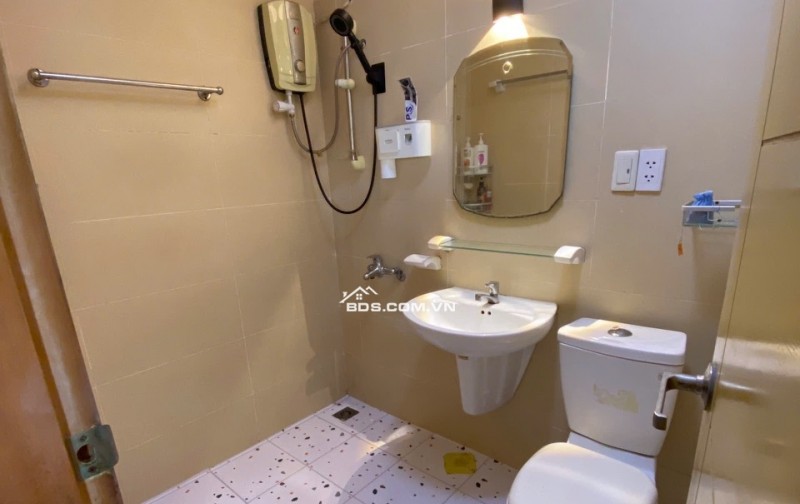 Chính chủ Bán căn góc 83m2 3pn Hoàng Kim Thế Gia, sổ hồng sẵn