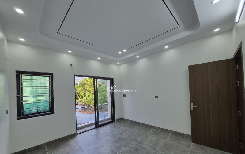BÁN NHÀ ĐẸP 2.2 TỶ 3 TẦNG 50M2 NGÕ THẲNG NGẮN NGUYỄN VĂN TRỖI