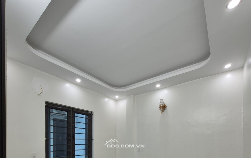 BÁN NHÀ ĐẸP GIÁ RẺ 2.05 TỶ 3 TẦNG 48M2 NGÕ RỘNG NGẮN ĐƯỜNG KÊNH