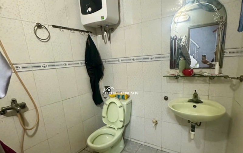 BÁN NHÀ DÂN XÂY 1.29 TỶ 2.5 TẦNG 33M2 NGÕ NGẮN ĐƯỜNG NGÔ QUYỀN