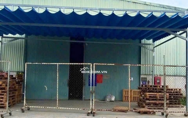 Cho thuê kho xưởng 1500m2 gần Ql1A Thới An Quận 12