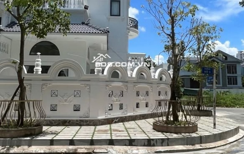 Nhà phố liền kề khu 13E - Bàn giao nhà thô diện tích rộng rãi, pháp lý đầy đủ
