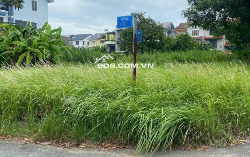 Nhà phố liền kề khu 13E - Bàn giao nhà thô diện tích rộng rãi, pháp lý đầy đủ