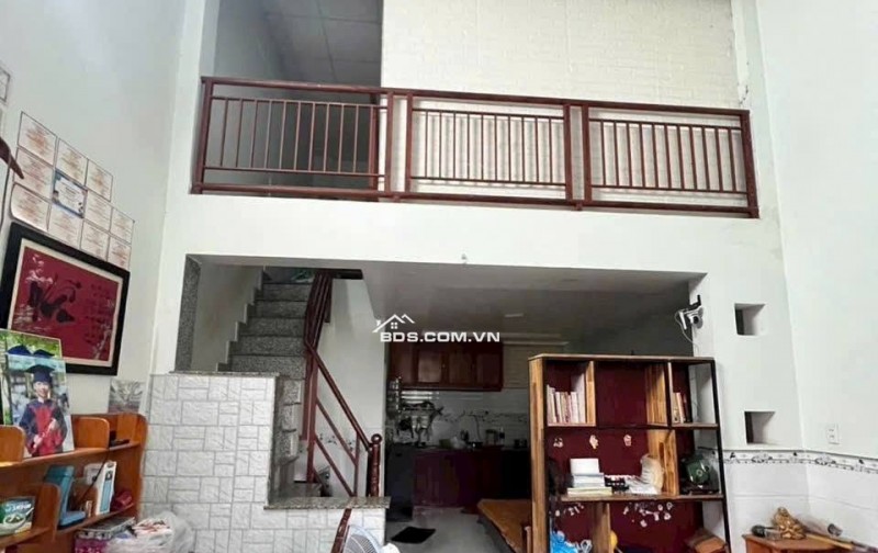NHÀ 1 TRỆT 1 LỬNG – NGAY VINHOMES GRAND PARK Q9 – GIÁ 3,5 TỶ