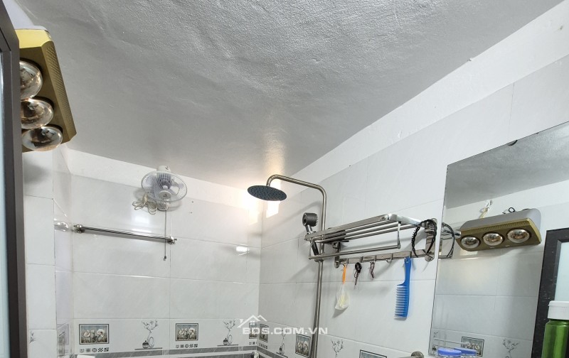 BÁN NHÀ 3 TẦNG 58M2 LÔ GÓC 2 MẶT NGÕ LƯƠNG THẾ VINH GIÁ 2 TỶ