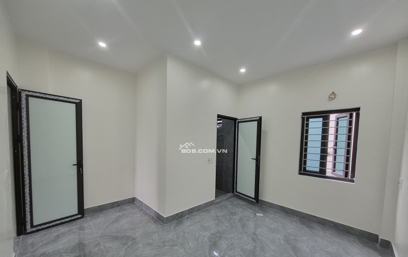BÁN NHÀ ĐẸP 2.65 TỶ 3 TẦNG 48M2 NGÕ THẲNG NGẮN ĐÔ THỊ HÒA VƯỢNG