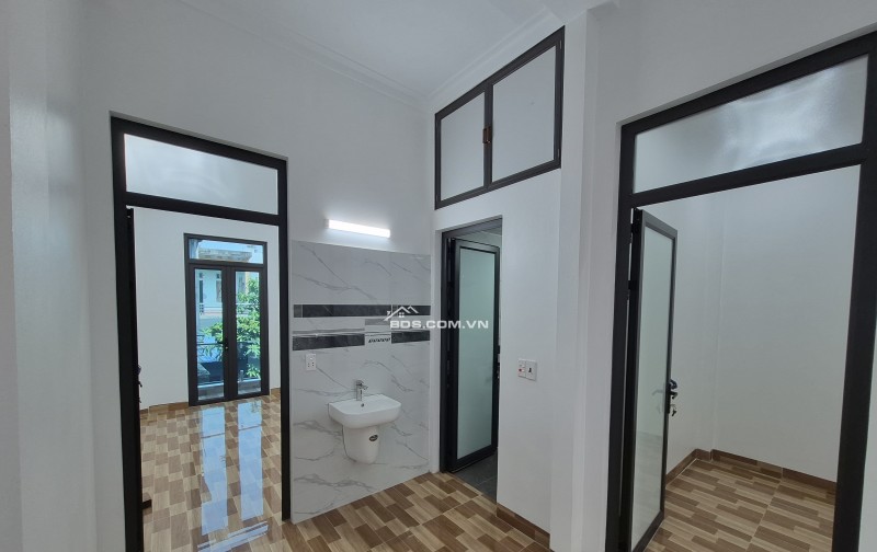 BÁN NHÀ ĐẸP 3.1 TỶ 3 TẦNG 50M2 NGÕ RỘNG NGẮN KHU BÃI VƯỢT