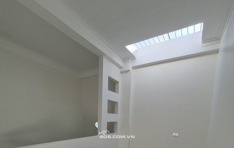 BÁN NHÀ ĐẸP 1.95 TỶ 3 TẦNG 50M2 ( TÂY BẮC ) NGÕ TRẦN HUY LIỆU
