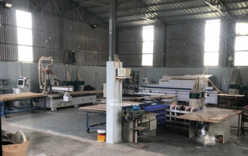 Cho thuê kho xưởng, nhà ở có máy móc thiết bị ngành nội thất Quận 12