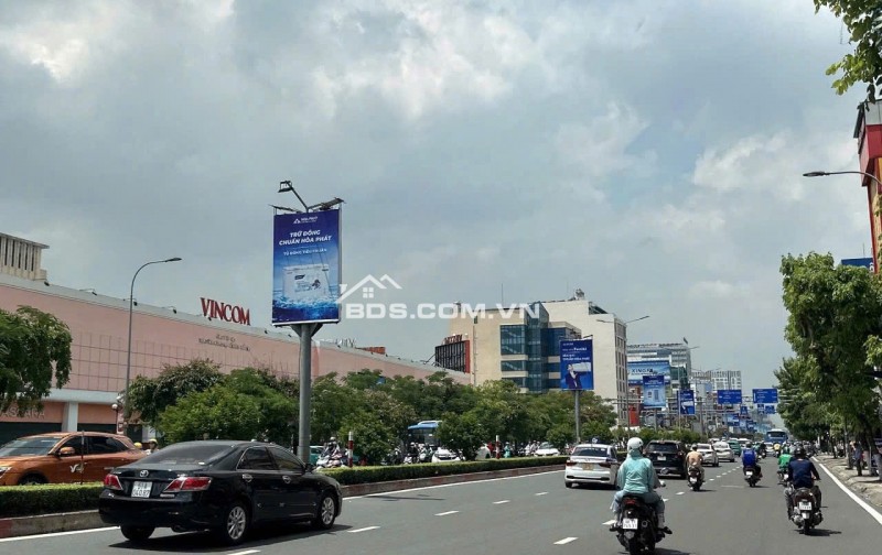 Bán văn phòng 5 lầu MTKD ngay khu sân bay 125m2 ngang 5m Sầm Sơn khu hiếm nhà bán 25 tỷ.