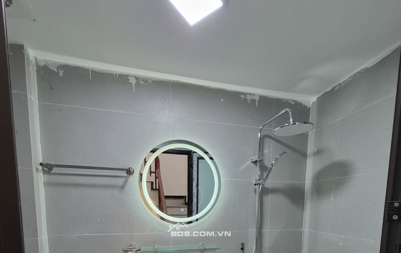 BÁN NHÀ ĐẸP 2.5 TỶ 3 TẦNG 68M2 NGÕ THÔNG ĐƯỜNG CÙ CHÍNH LAN