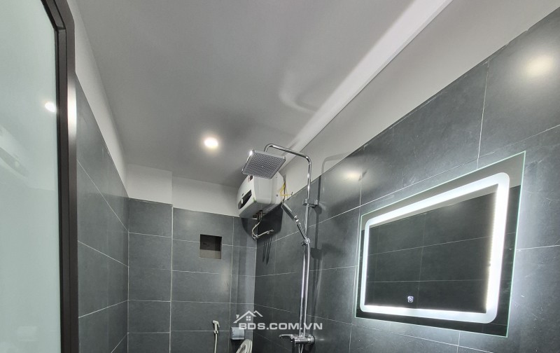 BÁN NHÀ ĐẸP 1.95 TỶ 3 TẦNG 50M2 ( TÂY BẮC ) NGÕ TRẦN HUY LIỆU