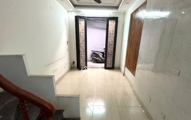 Bán Nhà Mai Động 20m² × 4 Tầng –2.6 Tỷ- 2PN – Ngõ Nông – Không Quy Hoạch