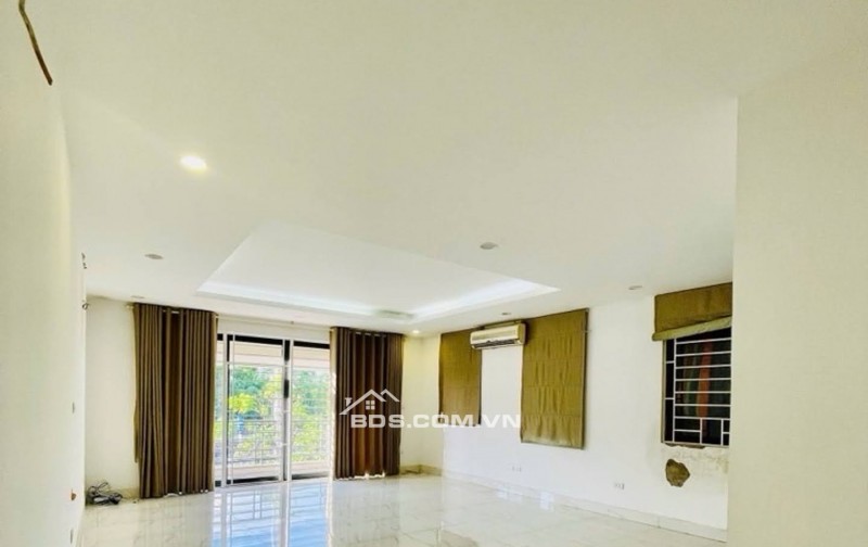 BÁN NHÀ PHÂN LÔ LĨNH NAM 140M² x 6 TẦNG – 30 TỶ- DT 200Tr– Ô TÔ TRÁNH ĐỖ – Vỉa Hè
