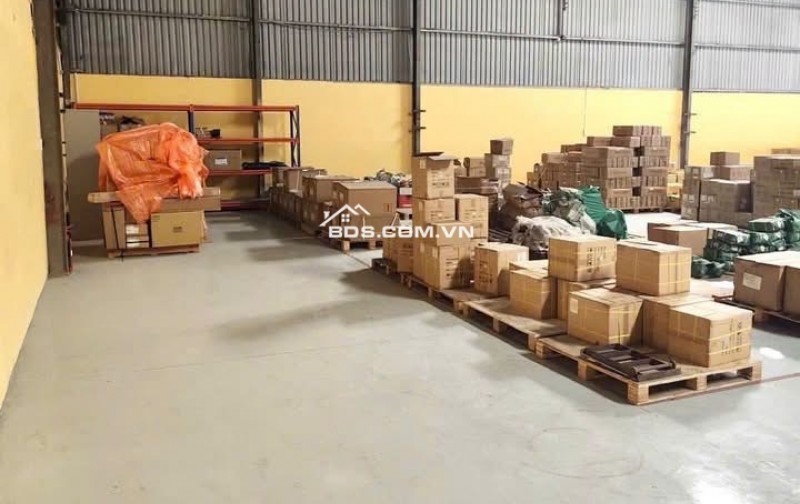 Cho thuê kho xưởng đẹp 575m2 An Phú Đông, gần Ql1A  Quận 12