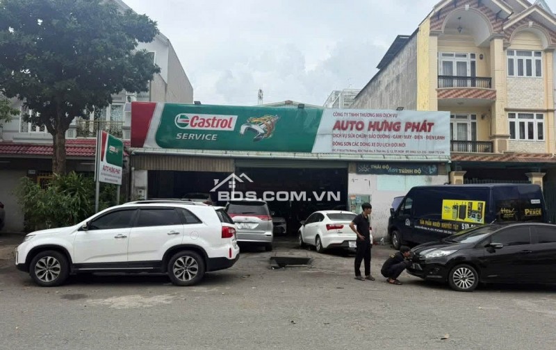 Cho thuê mặt bằng kho xưởng 300m2, KDC, Lê Thị Riêng Quận 12