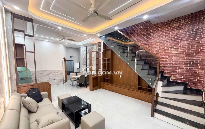 Nhà mới xây 1 lầu 1 trệt 2.9 tỷ _60 m2_1 lầu 1 trệt _3 phòng ngủ _đường ô tô