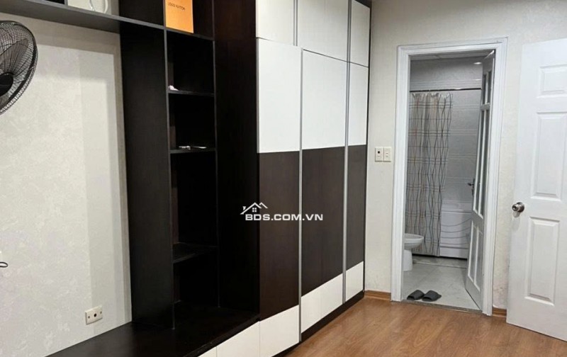 Nhượng Căn góc 2PN rộng 97m2 cực thoáng tại 17T2 Hapulico Complex