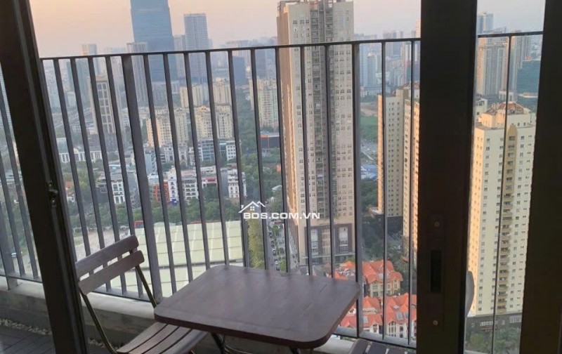 Nhượng Căn góc 2PN rộng 97m2 cực thoáng tại 17T2 Hapulico Complex