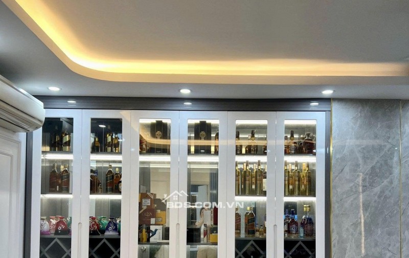 Tìm khách THUÊ cho căn hộ 3PN cực rộng Hapulico Complex 21T2 chỉ 17tr/tháng