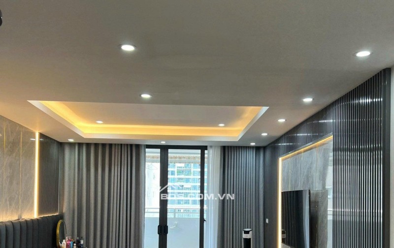 Tìm khách THUÊ cho căn hộ 3PN cực rộng Hapulico Complex 21T2 chỉ 17tr/tháng