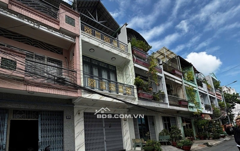 CHÍNH CHỦ BÁN NHÀ DƯƠNG BÁ TRẠC QUẬN 8 - 62M2 - 3 TẦNG - NGANG 4.6M - GIÁ 8.3 TỶ