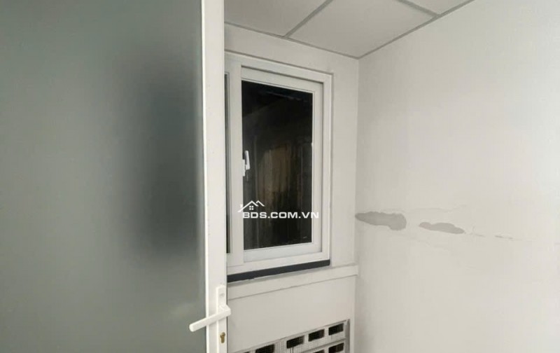 Cho thuê căn hộ chung cư số 5 Nguyễn Thái Bình Quận 1 giá 12 tr/tháng
