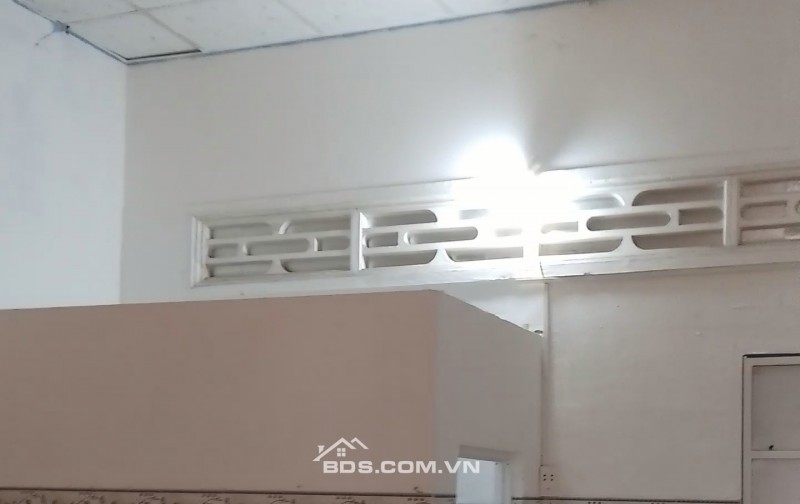Cho thuê nhà mặt tiền ngang 4m mặt bằng kinh doanh kv ngã 4 đầu đường Đinh Tiên Hoàng,p.Tân Hạnh,VL