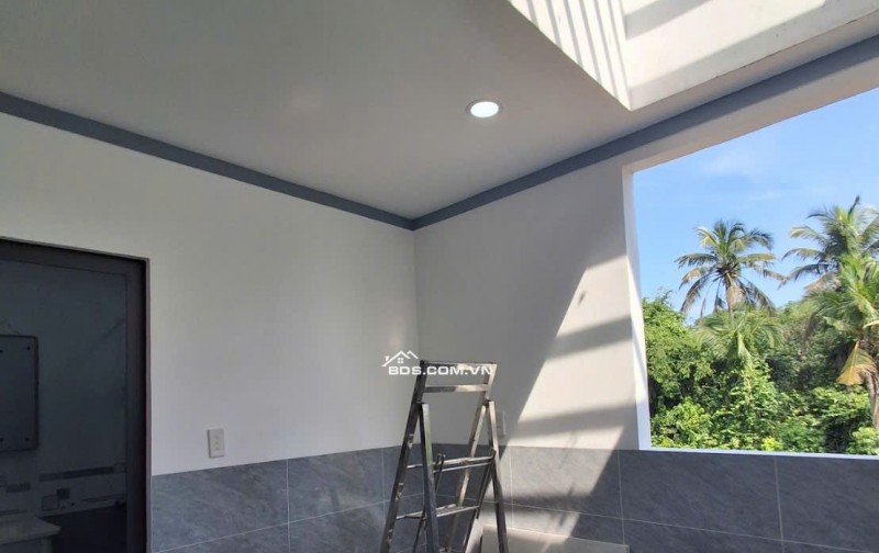 Nhà mới xây 1 lầu 1 trệt 2.8 tỷ _120 m2 sàn , đừờng ô tô,3 phòng ngủ gần trường cấp 1.2 Ngô Gia Tự