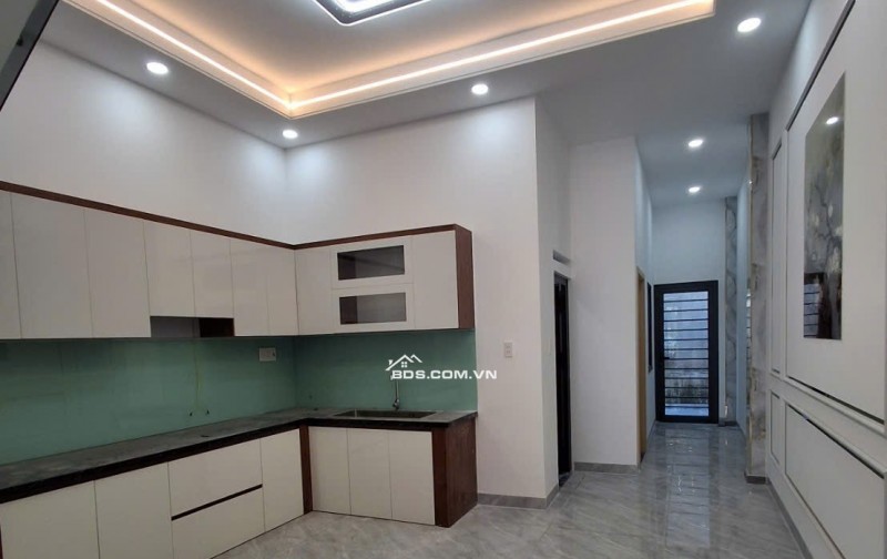 Nhà 1lầu 1 trệt mới xây khu TĐC Bửu Hòa 4.3 tỷ _81 m2_ đường nhựa 12m