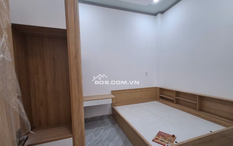 Nhà 1lầu 1 trệt mới xây khu TĐC Bửu Hòa 4.3 tỷ _81 m2_ đường nhựa 12m