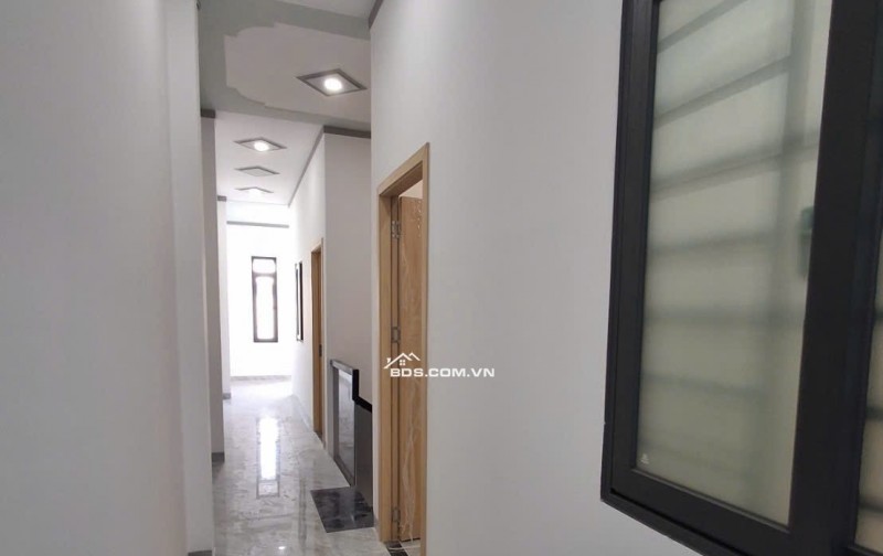 Nhà 1lầu 1 trệt mới xây khu TĐC Bửu Hòa 4.3 tỷ _81 m2_ đường nhựa 12m