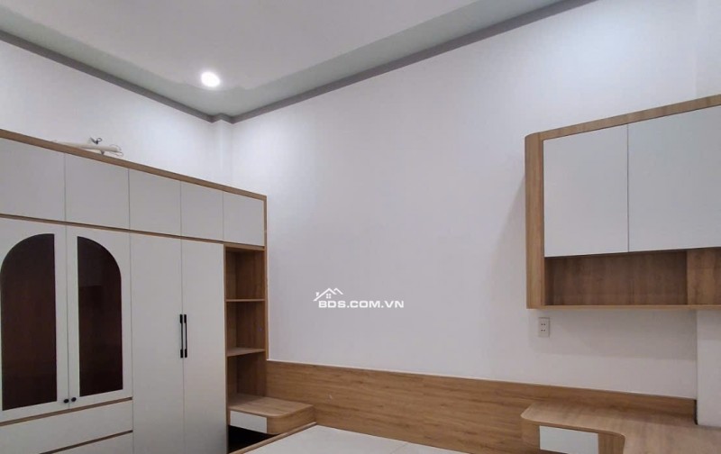 Nhà 1lầu 1 trệt mới xây khu TĐC Bửu Hòa 4.3 tỷ _81 m2_ đường nhựa 12m