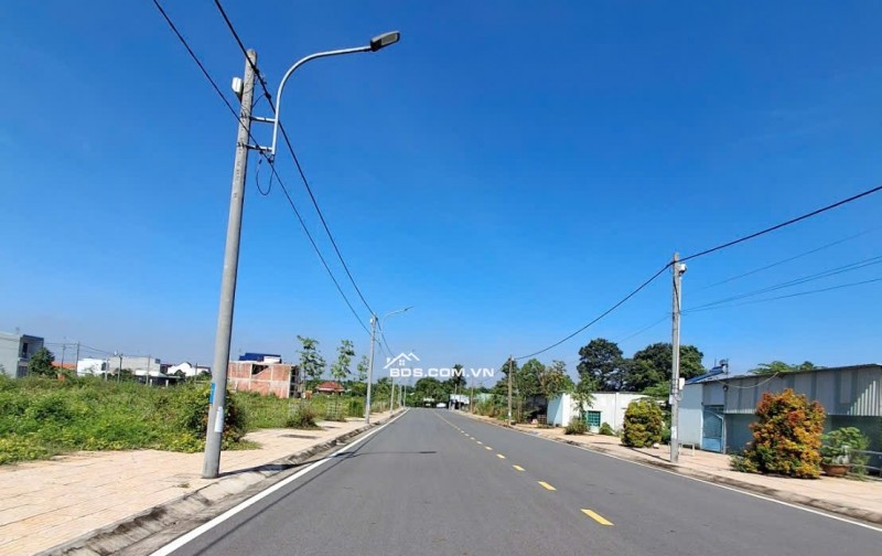 Đất TĐC Tân Hạnh trục đường chính số 1 sổ sẵn 3.6 tỷ -90m2- đường nhựa 22m, vỉa hè