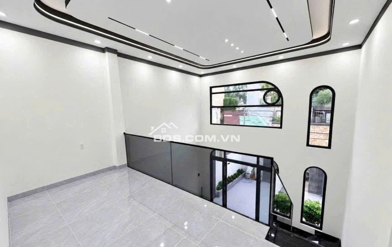 NHÀ ĐẸP GIÁ RẺ NGAY TRUNG TÂM PHƯỜNG TÂN TRIỀU TRẢ TRƯỚC 300 TRIỆU