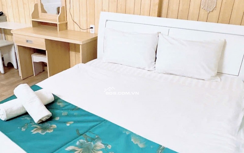 Bán khách sạn ngay trung tâm Đà Lạt, cách chợ đêm chỉ 700m