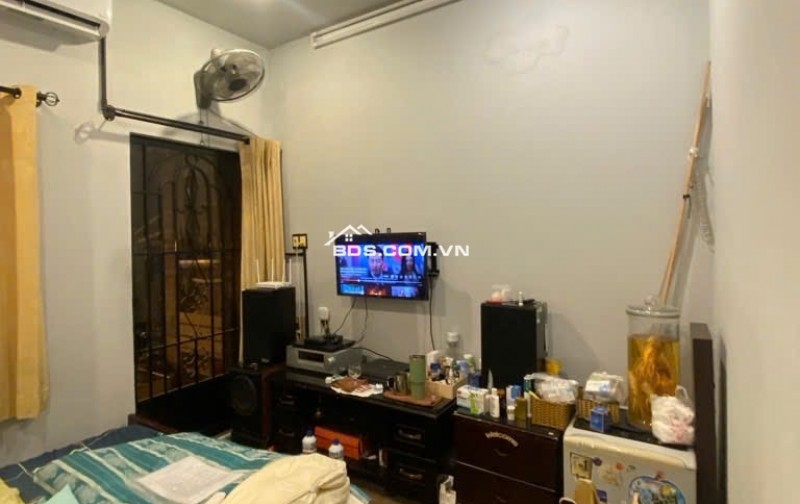 Nhà 2 tầng(3.5x15)hẻm 62 lâm Văn bền, ngay cạnh trường Nguyễn Hữu Thọ, chỉ 5,3 T