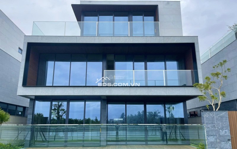 Bán biệt thự ven sông khu đô thị Phú Mỹ An, Đà Nẵng diện tích 300m², hồ bơi riêng, sàn 349,1m² Lô 6, Khu đô thị Phú Mỹ An, Đường Song Hào,