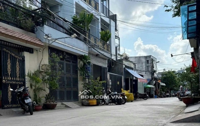  NHÀ HXH SIÊU ĐẸP NGAY CHỢ ĐƯỜNG 26 THÁNG 3 GIÁ 5.15 TỶ  