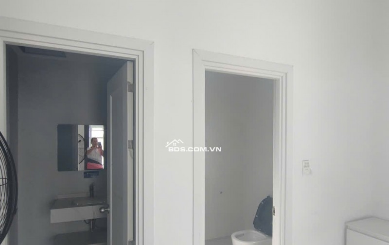 CHÍNH CHỦ CHO THUÊ NGUYÊN TÒA NHÀ MỚI 100% – TÂN SƠN NHÌ, TÂN PHÚ – 1880M² SÀN – GIÁ CHỈ 250 TR/THÁNG