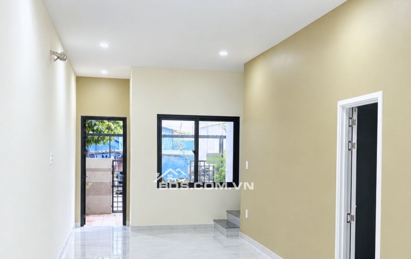 Cho Thuê Nhà Phố An Phú Thuân An 2 Tầng 2PN Sân Ô Tô Chỉ 7 Triệu/Tháng