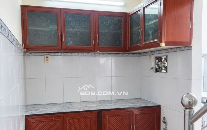 Nhà sổ chung kế chợ trường nhánh đường Lê Thị Trung Thuận An chỉ 920tr