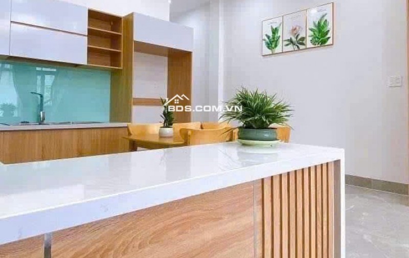 Cô chú về quê Bán căn nhà xây Tâm Huyết Gần Bệnh Viện Da Liễu