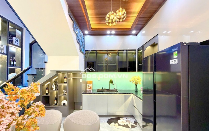 BÁN NHÀ THANH KHÊ ĐÔNG QUẬN THANH KHÊ 68M2 - 9.5 TỶ. LH:0932646343.