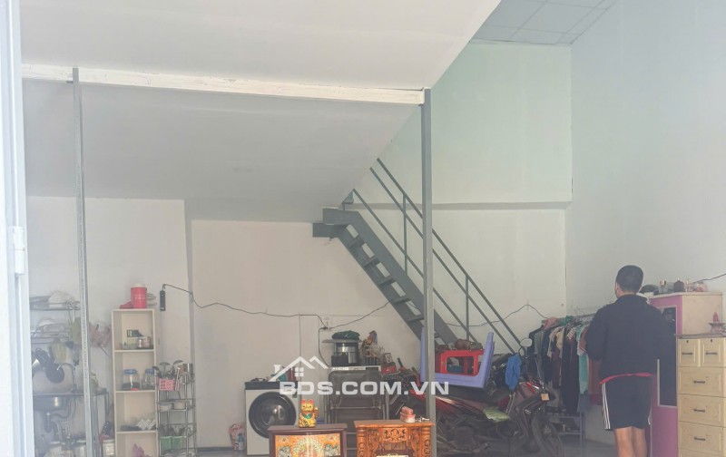 BÁN NHÀ CẤP 4 XINH XẮN VIEW BỜ SÔNG THAM LƯƠNG – GIÁ CỰC TỐT. LH:0903993987 – 0787002686.