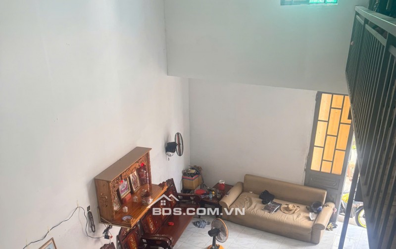 BÁN NHÀ CẤP 4 XINH XẮN VIEW BỜ SÔNG THAM LƯƠNG – GIÁ CỰC TỐT. LH:0903993987 – 0787002686.