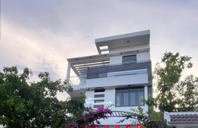 Cơ Hội Đầu Tư! Biệt Thự Đường Trương Minh Giảng 150m², Cạnh Trường Quốc Tế Singapore, Khách Nước Ngoài Thuê 30Tr/Tháng